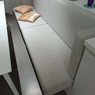 Reikalinga 2 sofų ir 2 fotelių valymo paslauga