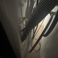 Reikia pakeisti skambimo mašinos išleidimo žarną