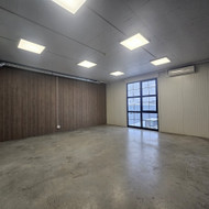 Ieškome, kas suklijuotų kiliminę dangą plytelėmis 40 kv.m. patalpoje