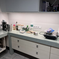 Papildomų virtuvės baldu gamyba, Corian stalviršio atnaujinimas ir remontas