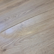 Skubus laminato taisymas