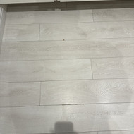 Iki sekmadienio reikėtų pakeisti kelias laminato lentas