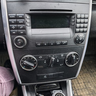 Automobilių multimedijos montavimas