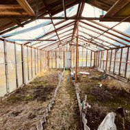 Šiltnamio virinimas ant seno karkaso