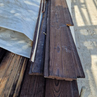 Ventiliuojamas fasadas - apkalti medinėmis  dailylentėmis