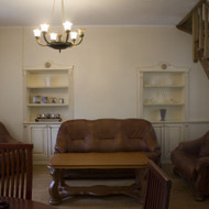 Odinių baldų pervilkimas