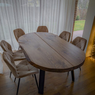 Reikalingos metalinės kojos pietų stalui