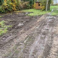 Keliuko ir automobilio aikštelės įrengimas,  viso apie 100 kv2