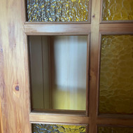 Kreipiuosi dėl galimybės pakeisti stiklą (arba stiklus) medinėse vidaus duryse