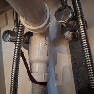 Virtuvės kriauklės tarpinės keitimas