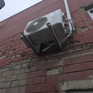 Reikia Išmuryti iširusia Sienele