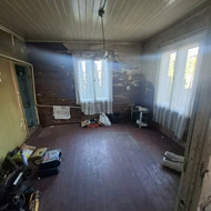 Reikia išardyti ir išvežti senas medines grindis