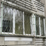 Numontuoti ir išvežti balkono grotas