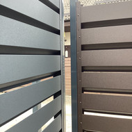 Tvoros apskardinimas