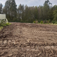 Reikalingas buldozeris išlyginti sklypą