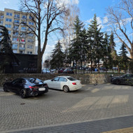 Sutvarkyti kiemo apželdinimą