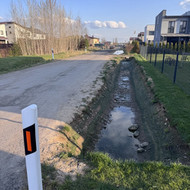 Reikia atvežti apie 20 m³ žemės ir užlyginti griovį