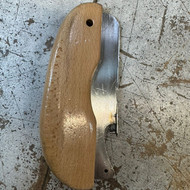 Reikia pagaminti metalinę plokštelę įrankiui