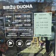 Darbo laikas ant durų