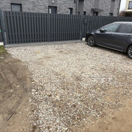 Reikia sutvarkyti įvažiavimą į kiemą