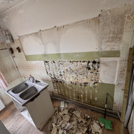 Vonios, tuoleto ir virtuvės demontavimas