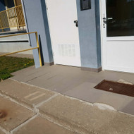 Lauko plyteliu klijavimas