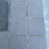 Priklijuoti lauko plyteles