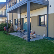 Domina įstiklinta terasa