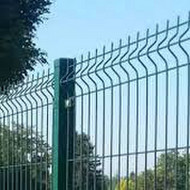 Segmentinės tvoros įrengimas