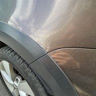 Ieskau kas padazytu automobili