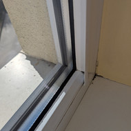 Stiklo paketo keitimas plastikiniame lange