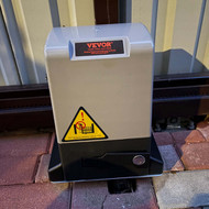Elektriko lauko vartų mechanizmui prijungti