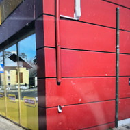 Reikia nupirkti ir uždėti tokios spalvos lietaus vamzdį