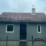 Ieškau kas padėtu išardyti stogą mažo namuko sode už prieinamą kainą