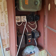 Reikalingas elektrikas