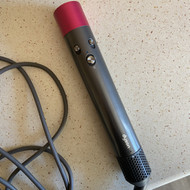 Plaukų džiovintuvo Dyson Airwrap taisymas