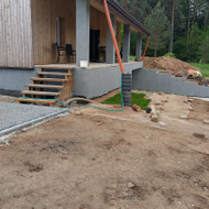 Ieškau, kas galėtų sumontuoti gražius laiptus iš 