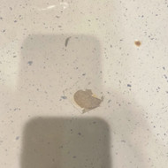 Quartz table top chip repair | Kvarco stalviršio įdaužos remontas