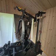 Treniruoklio kabelių pravedimas/sureguliavimas (Bodycraft X-Press Pro)