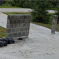Tvoros vartų sienelės ir kolonų apklijavimas klinkeriu