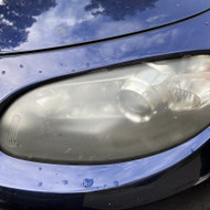 Automobilio priekinių žibintų poliravimas