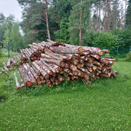 Malkų pjovimas ir skaldymas