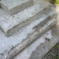 Lauko terasos laiptai. Reikia priklijuoti plyteles lauko terasos laiptams