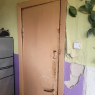 Permainingi vonios sieną ir atlikti apdailos  darbus
