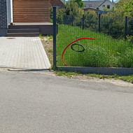 Tvoros stulpų perkėlimas ir bortelio