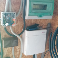 Elektros smulkaus remonto, automatų pajungimo, prožektorių keitimo