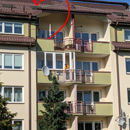 Lango rėmo užkėlimas iš balkono ant stogo