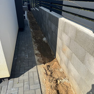 Reikia sudėti 12 m² trinkelių