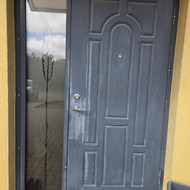 Lauko šarvuotų durų restauravimas
