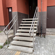 Laiptai daugiabučiui namui